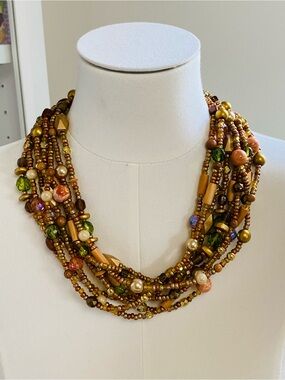 VINTAGE SIGNED JOAN RIVERS CLASSICS
COLLECTION STATEMENT NECKLACE